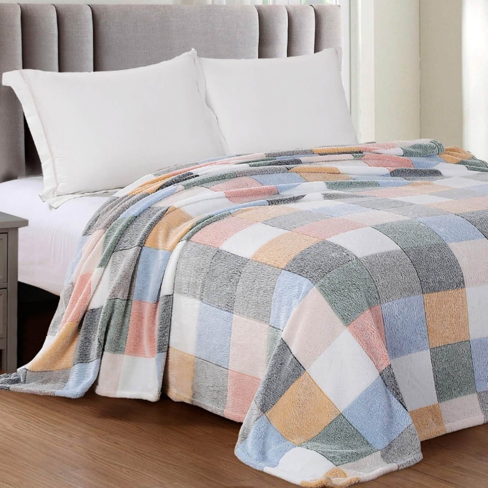 ПЛЕД   бамбуковый      200*220 50%  БАМБУК    50%  микрофибра CLEO 283-PBE/LA