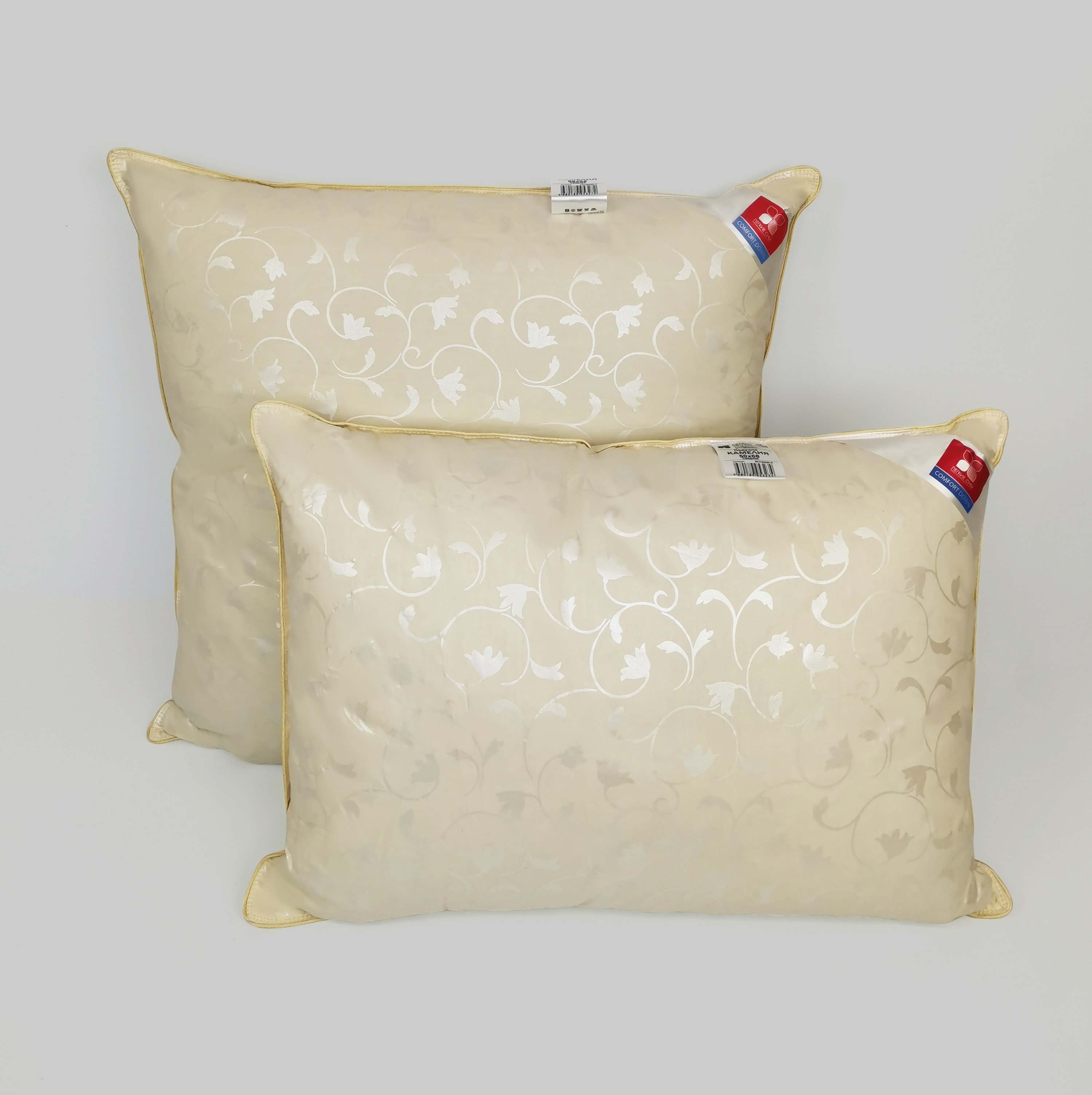 Подушка "Камелия" пуховый наполнитель 1 категории, средняя жесткость, чехол хлопок